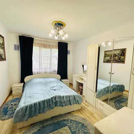 Rodynnyi Zatyshok Hotel Verkhovyna